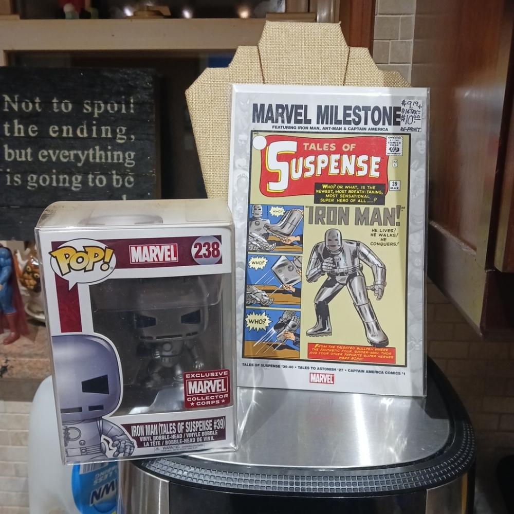 Funko POP! Iron Man (Tales Of Suspense #39) Marvel Collector Corps w/Comic Book